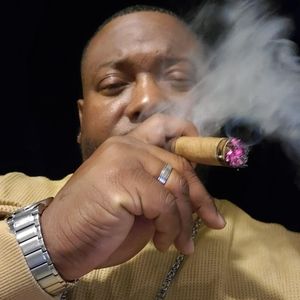 Meet your Posher, Henry